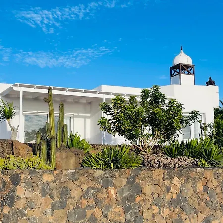 Сasa de vacaciones Casa Bella Vista Frente Al Mar Y Piscina Natural. Charco del Palo