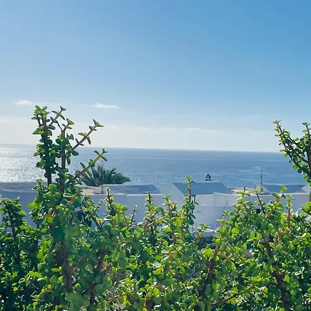 Casa Bella Vista Frente Al Mar Y Piscina Natural. بيت للعطل