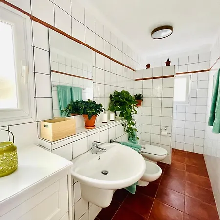 بيت للعطل Casa Bella Vista Frente Al Mar Y Piscina Natural. تشاركو ديل بالو