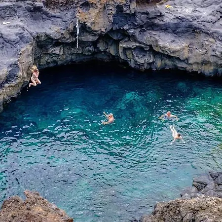 Casa Bella Vista Frente Al Mar Y Piscina Natural. 別荘 *