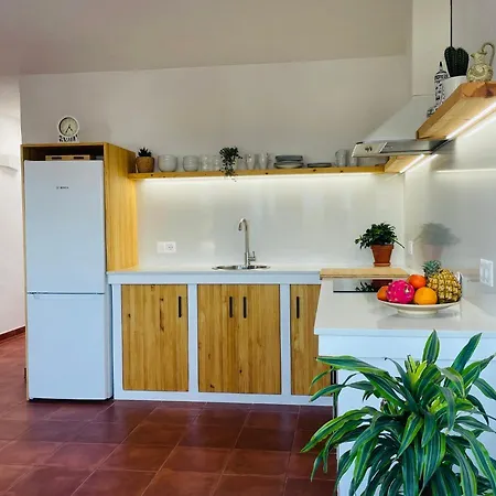 Casa Bella Vista Frente Al Mar Y Piscina Natural. בית נופש *